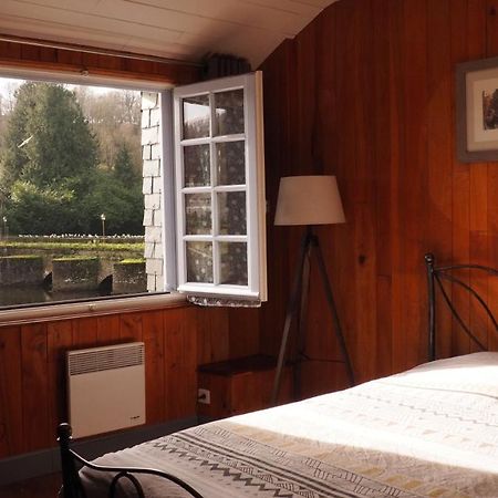 Châteauneuf-du-Faou Au Pied Du Pont Bed & Breakfast エクステリア 写真
